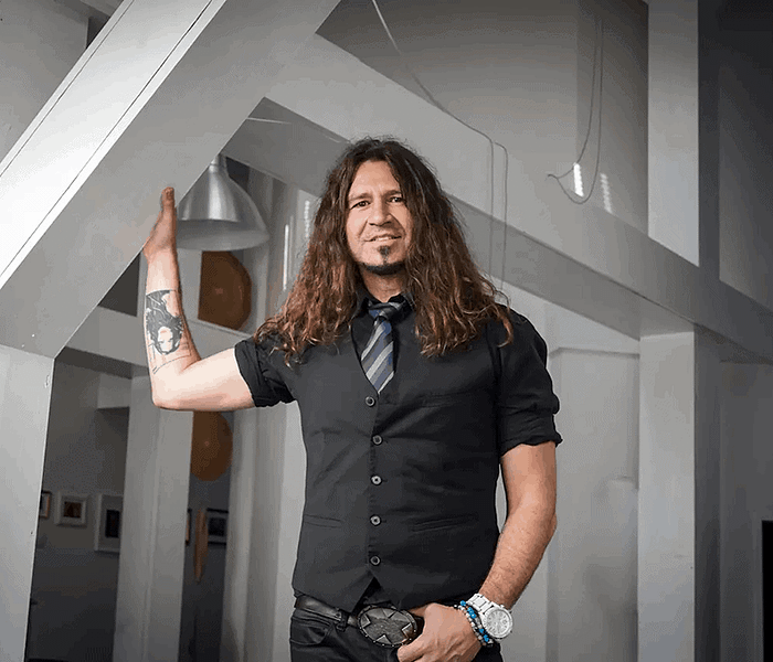 American musician Phil X: Guitar can tell a story